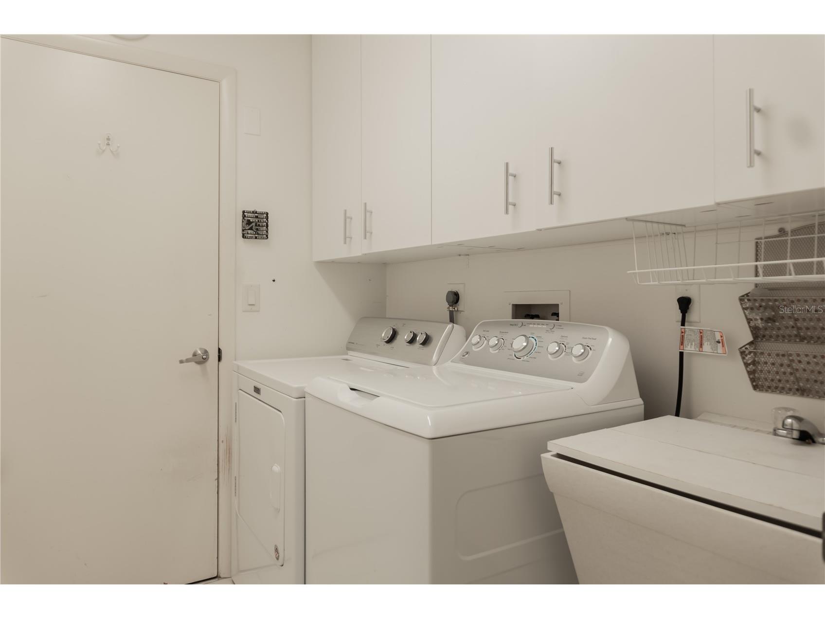 3444 El Rado Court #8418 Sarasota FL 34232 A4685267 image21