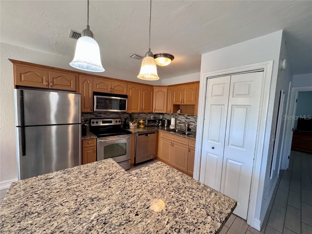 3447 Clark Road #246 Sarasota FL 34231 A4651329 image10