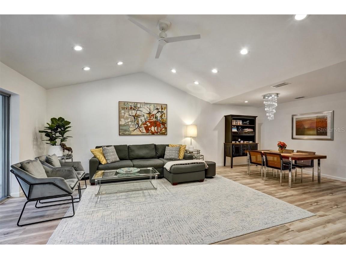 3448 Tallywood Circle #7050 Sarasota FL 34237 A4676119 image10