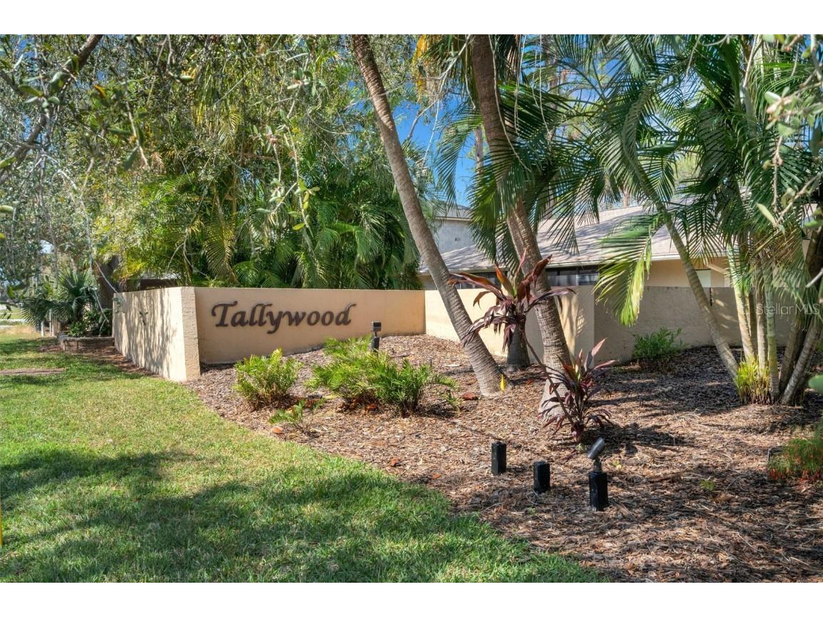 3448 Tallywood Circle #7050 Sarasota FL 34237 A4676119 image3