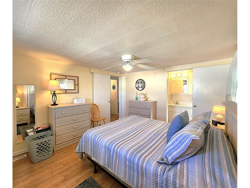 34483 Cactus Drive N Pinellas Park FL 33781 TB8383168 image21