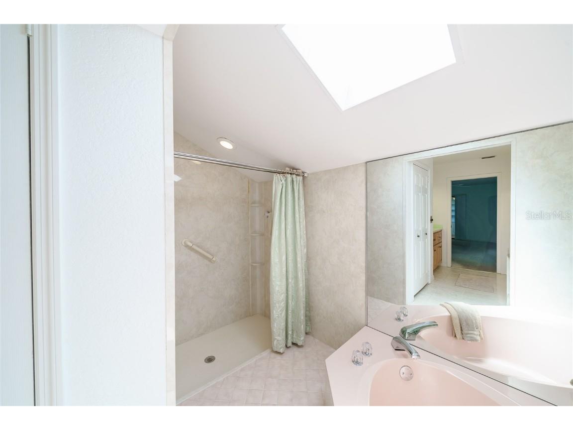 34485 Cedarfield Drive Dade City FL 33523 TB8417773 image37