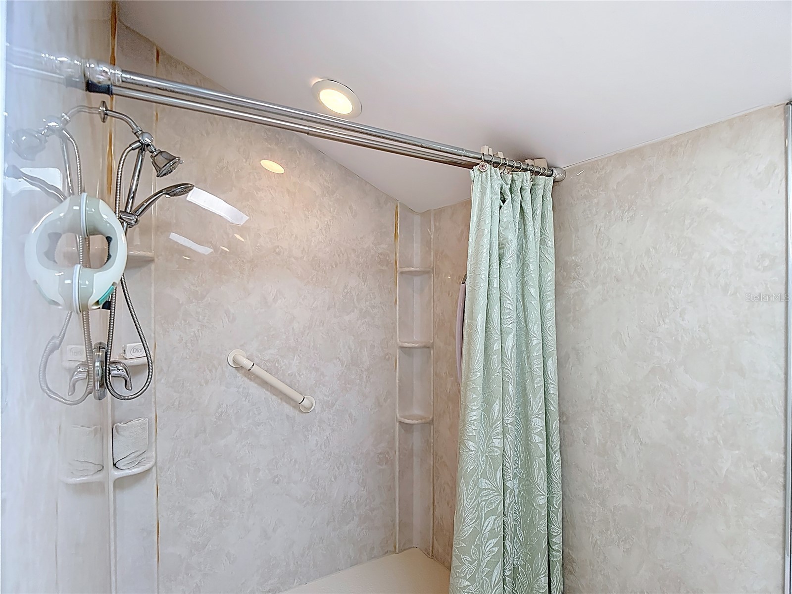 34485 Cedarfield Drive Dade City FL 33523 W7884038 image48