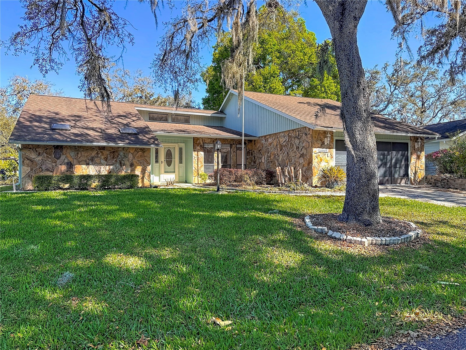 34485 Cedarfield Drive Dade City FL 33523 W7884038 image5