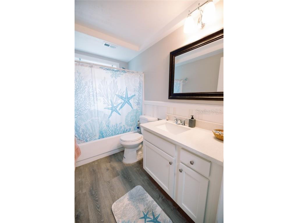 3449 Springfield Drive Holiday FL 34691 TB8438704 image12