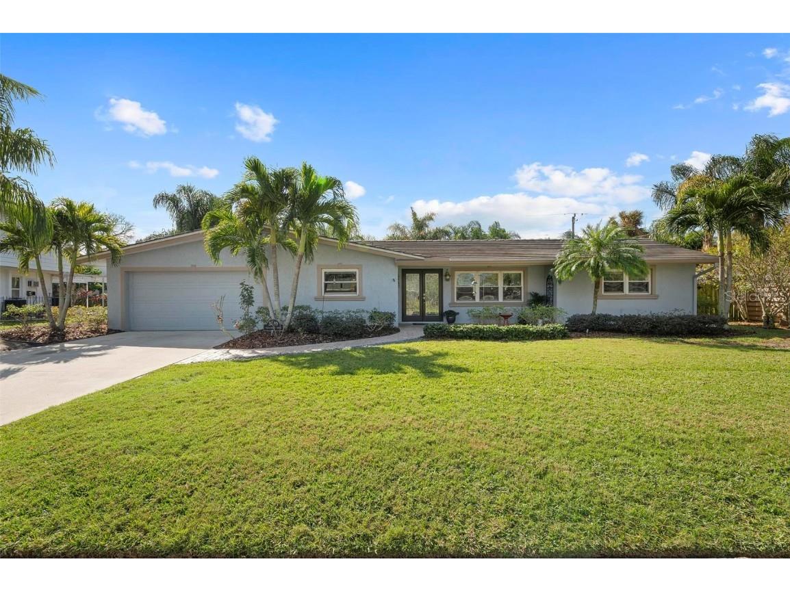 3449 Tanglewood Drive Sarasota FL 34239 A4599927 image1