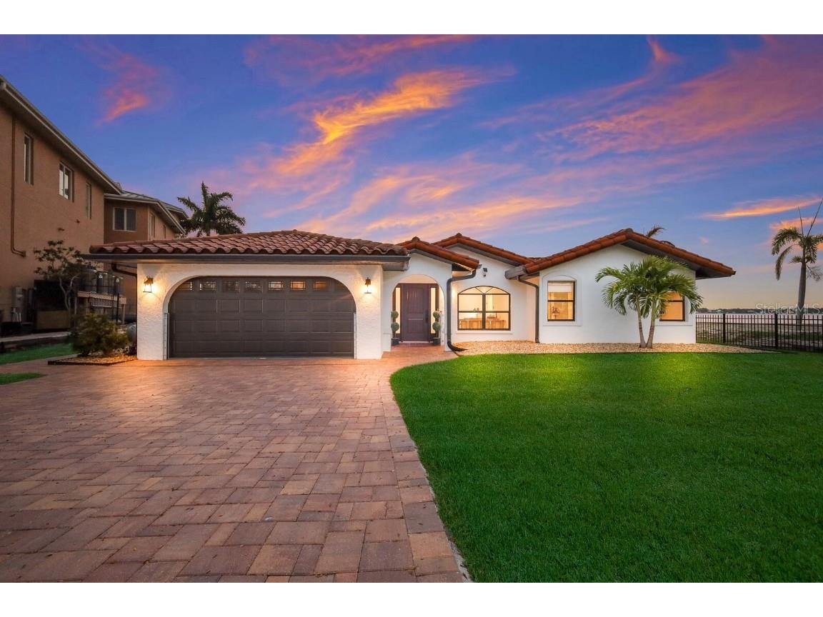 345 22nd Street Court NE Bradenton FL 34208 - MANATEE RIVER A4610058 image1