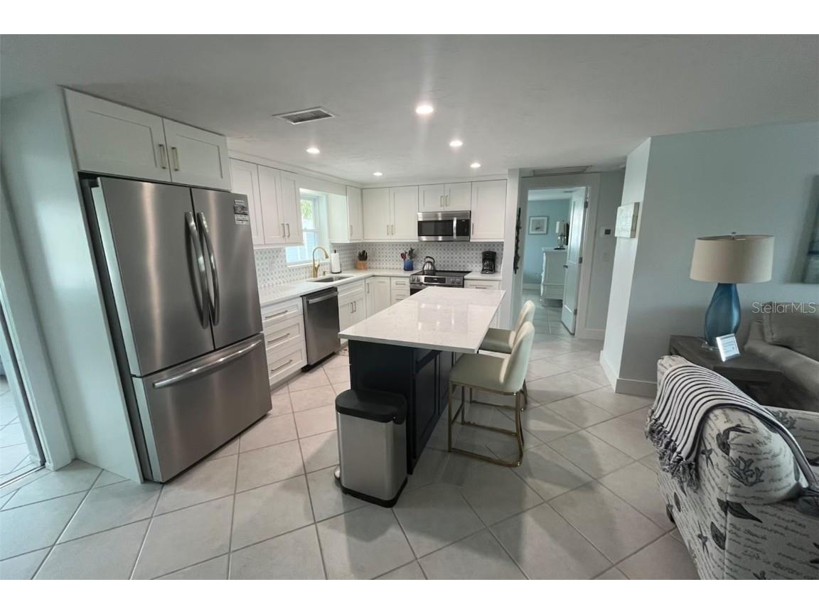 345 Avenida Leona Sarasota FL 34242 A4569687 image16