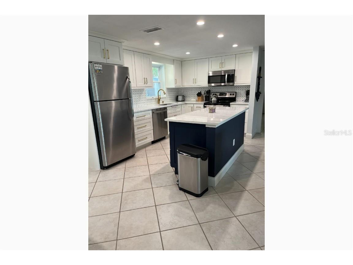 345 Avenida Leona Sarasota FL 34242 A4569687 image17