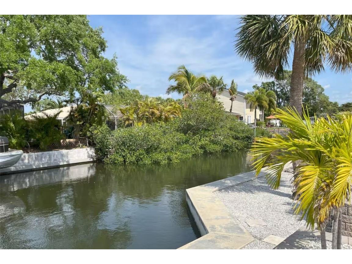 345 Avenida Leona Sarasota FL 34242 A4569687 image73