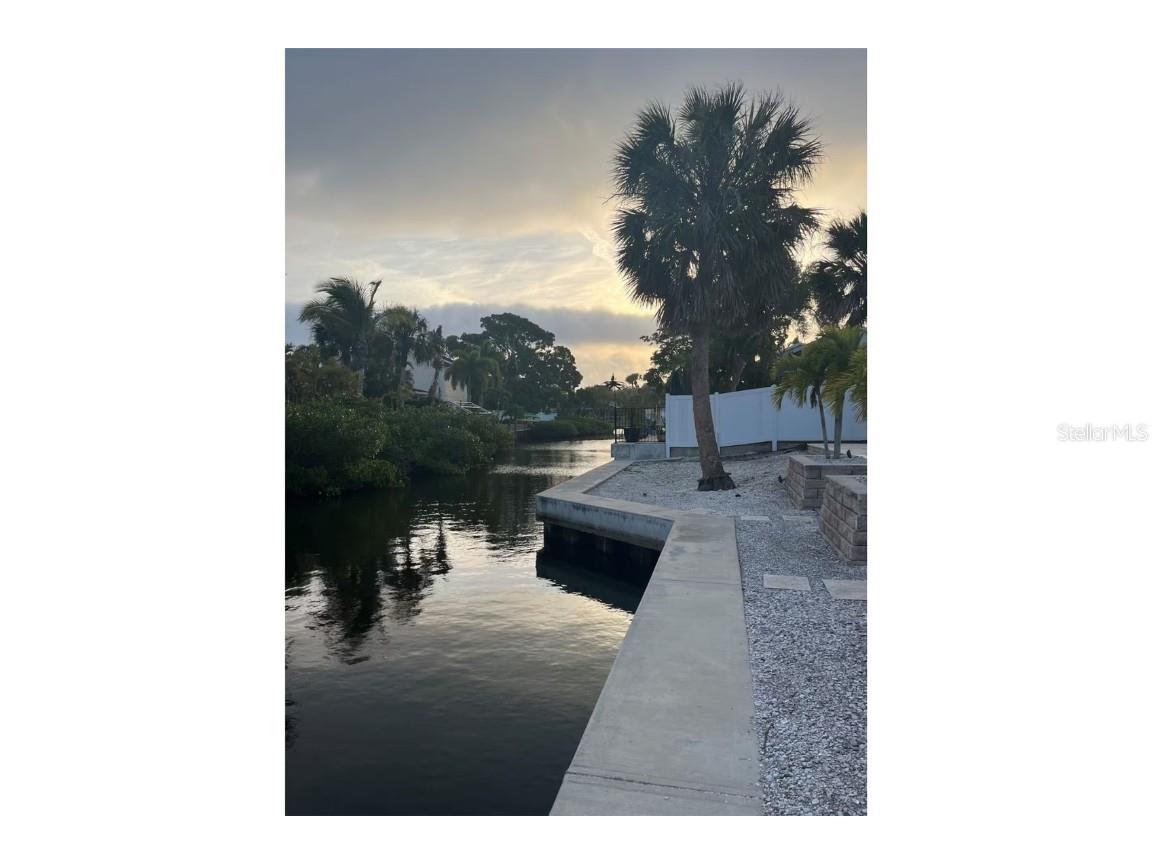 345 Avenida Leona Sarasota FL 34242 A4569687 image77