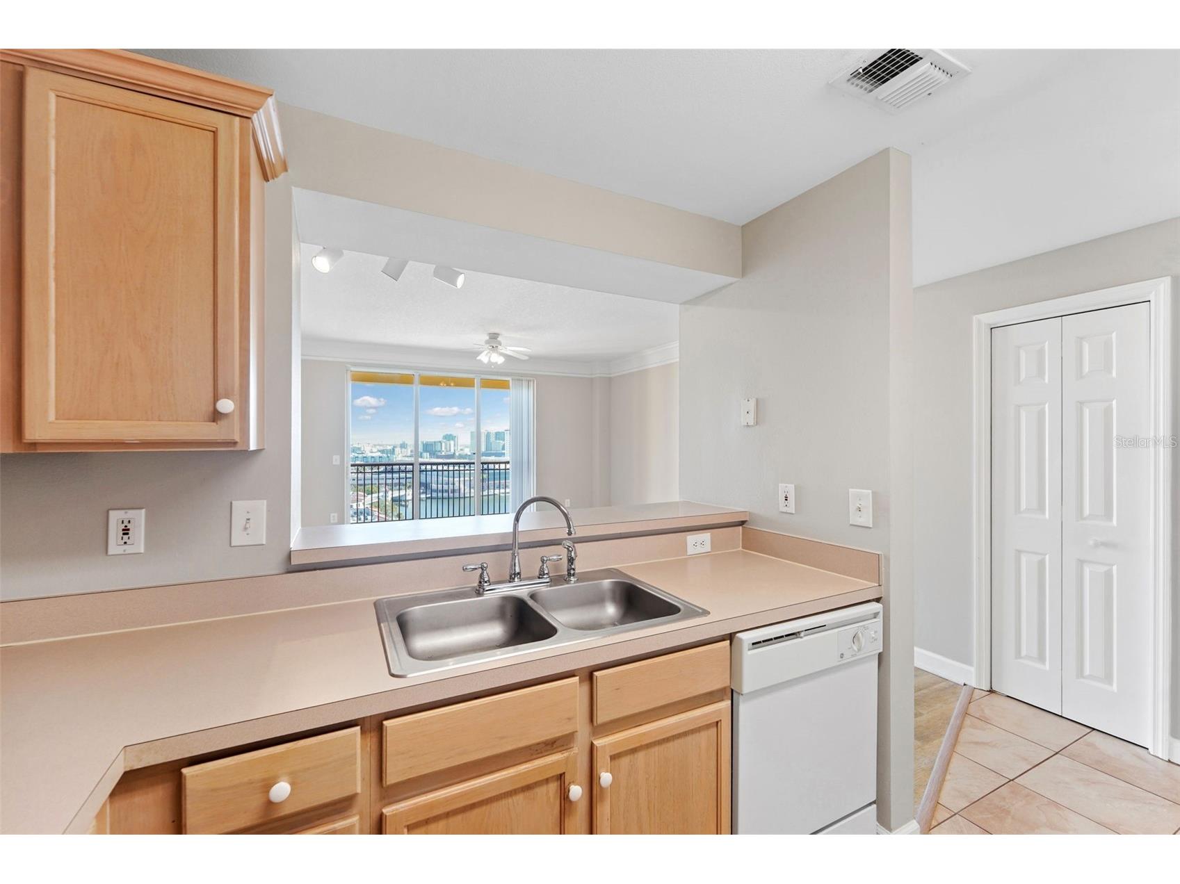 345 Bayshore Boulevard #1712 Tampa FL 33606 TB8461594 image9