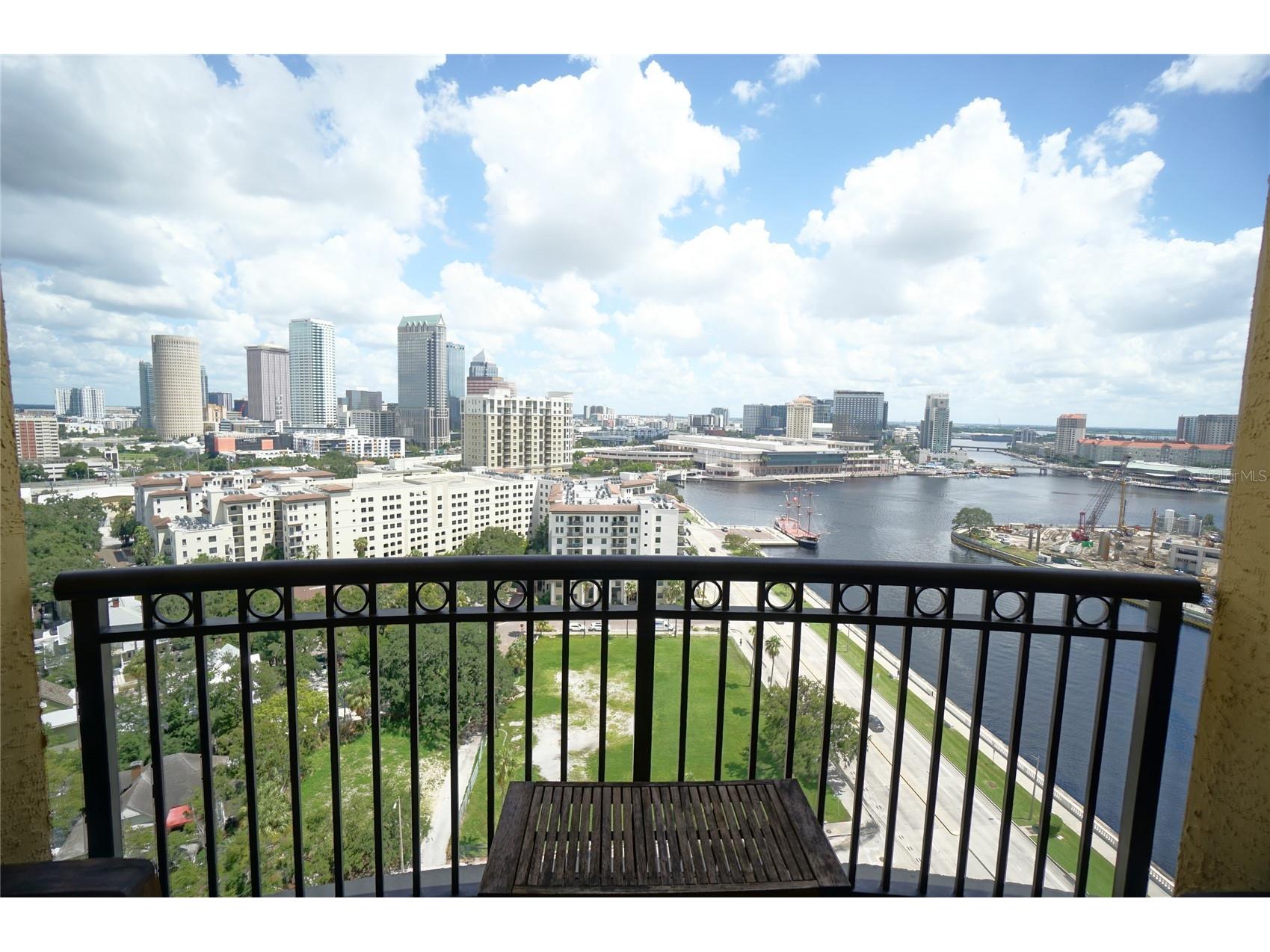 345 Bayshore Boulevard #1810 Tampa FL 33606 TB8525615 image5