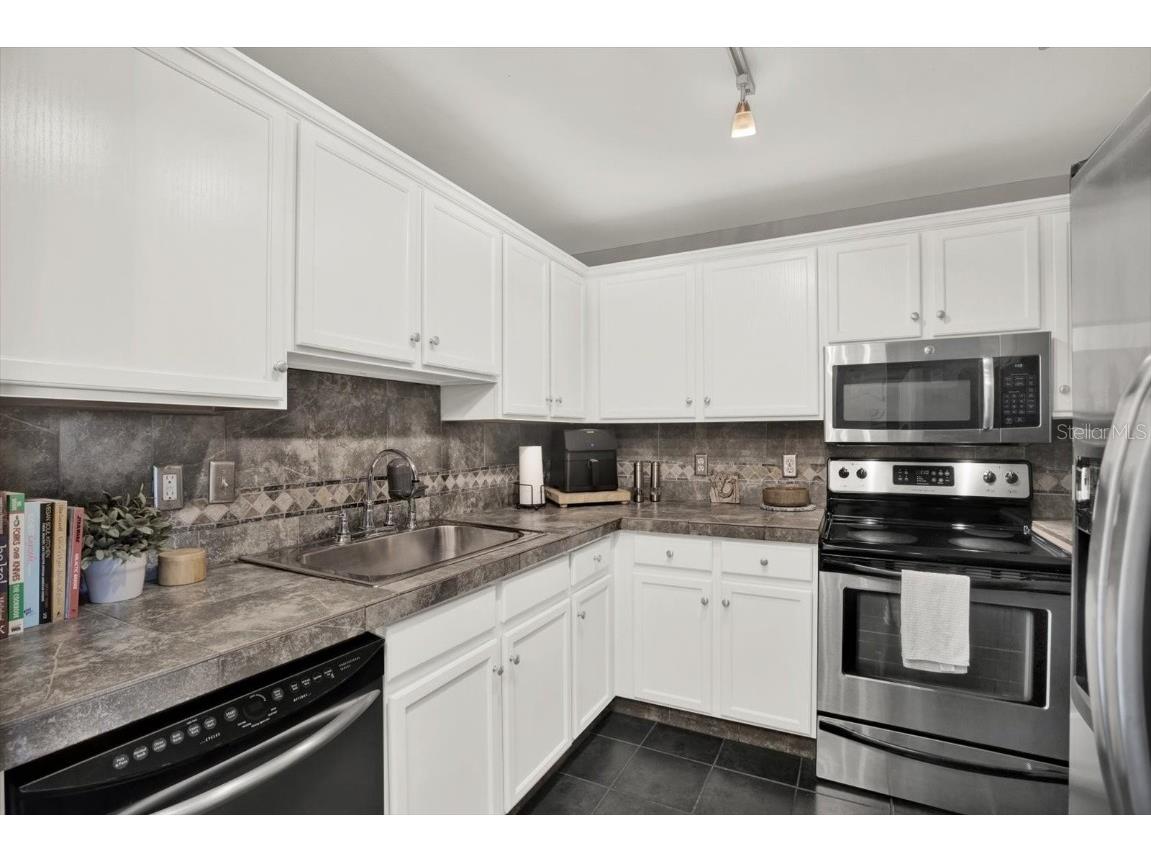 345 Bayshore Boulevard #310 Tampa FL 33606 - TAMPA BAY / HILLSBOROUGH RIVER TB8452879 image3