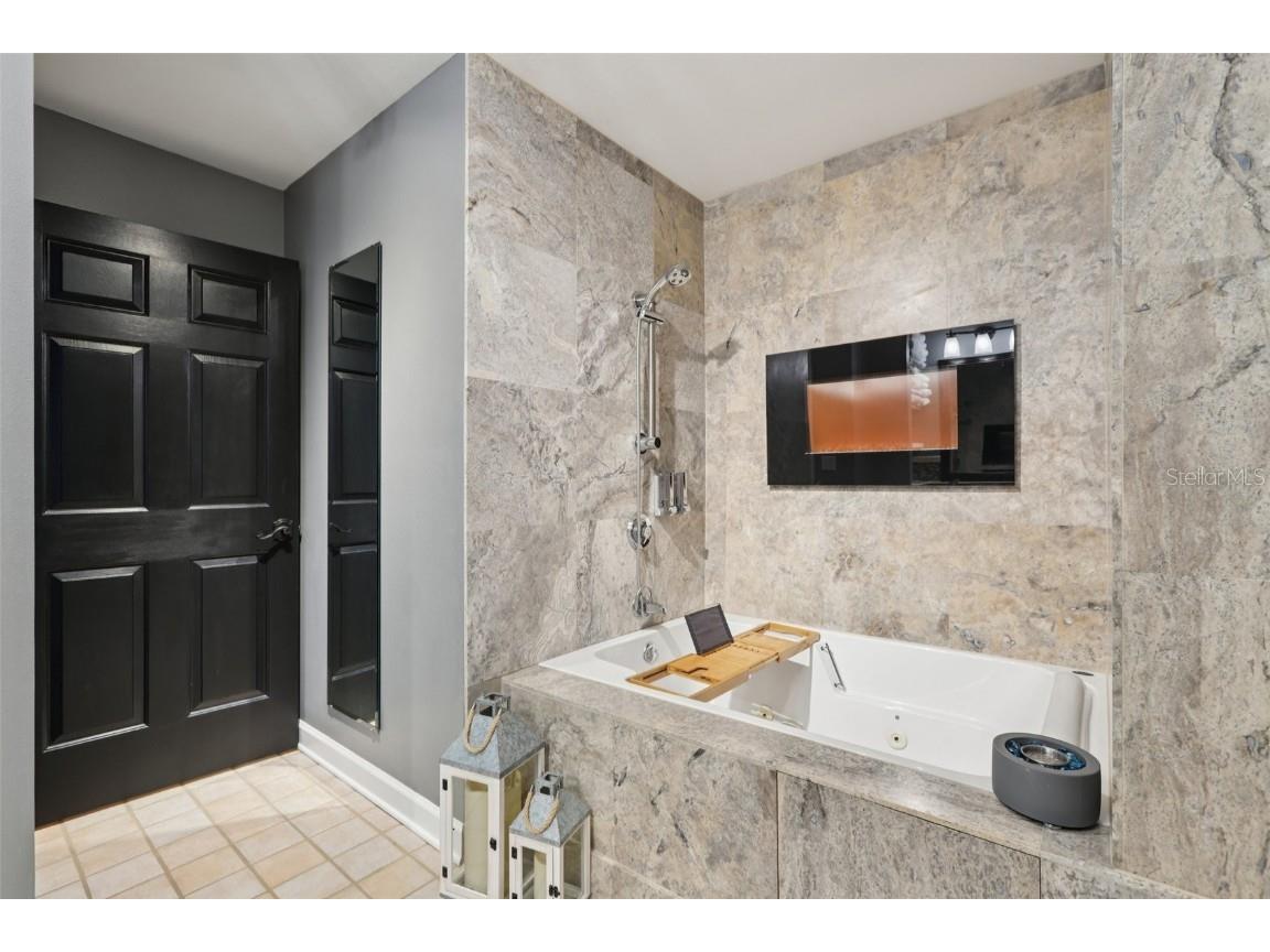 345 Bayshore Boulevard #GP10 Tampa FL 33606 TB8452067 image32