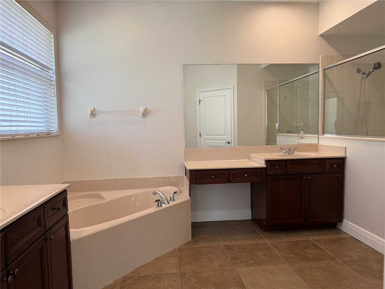 345 Beacon Pointe Drive Ocoee FL 34761 R4911249 image25