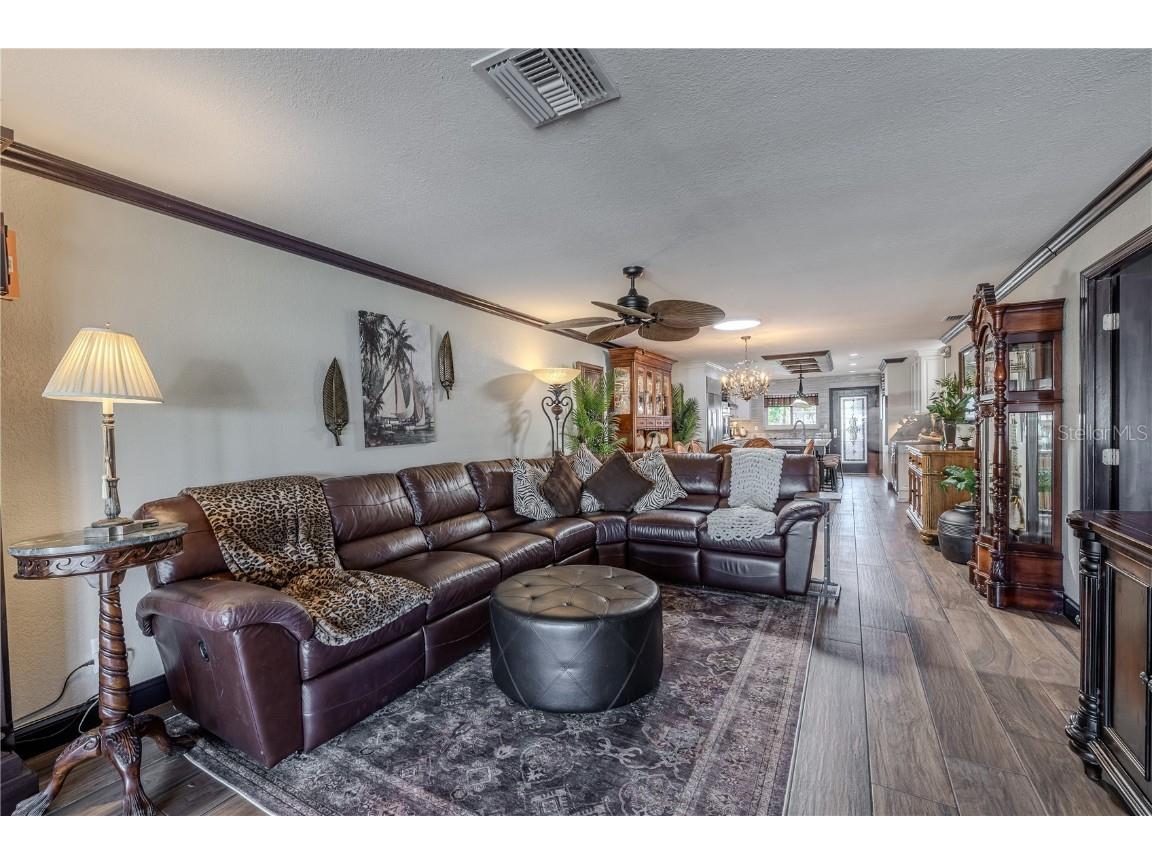 345 Boca Ciega Point Boulevard Saint Petersburg FL 33708 TB8432997 image19