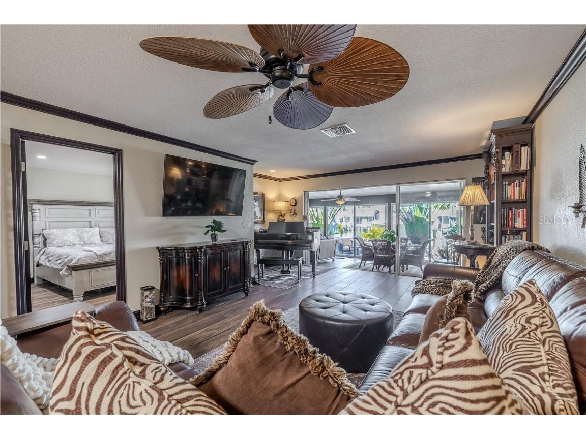 345 Boca Ciega Point Boulevard Saint Petersburg FL 33708 TB8432997 image20