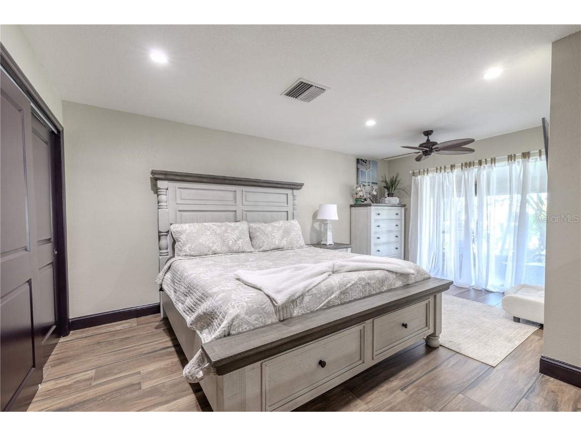 345 Boca Ciega Point Boulevard Saint Petersburg FL 33708 TB8432997 image21