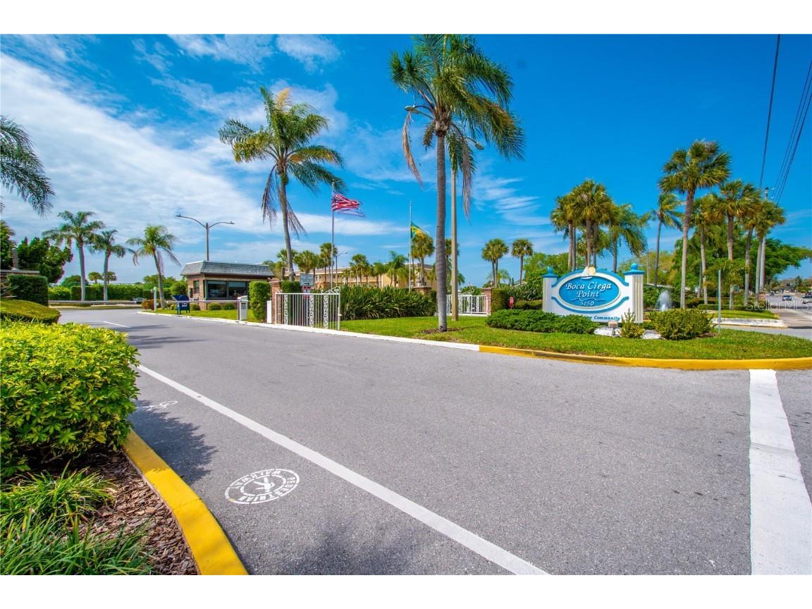 345 Boca Ciega Point Boulevard Saint Petersburg FL 33708 TB8432997 image52