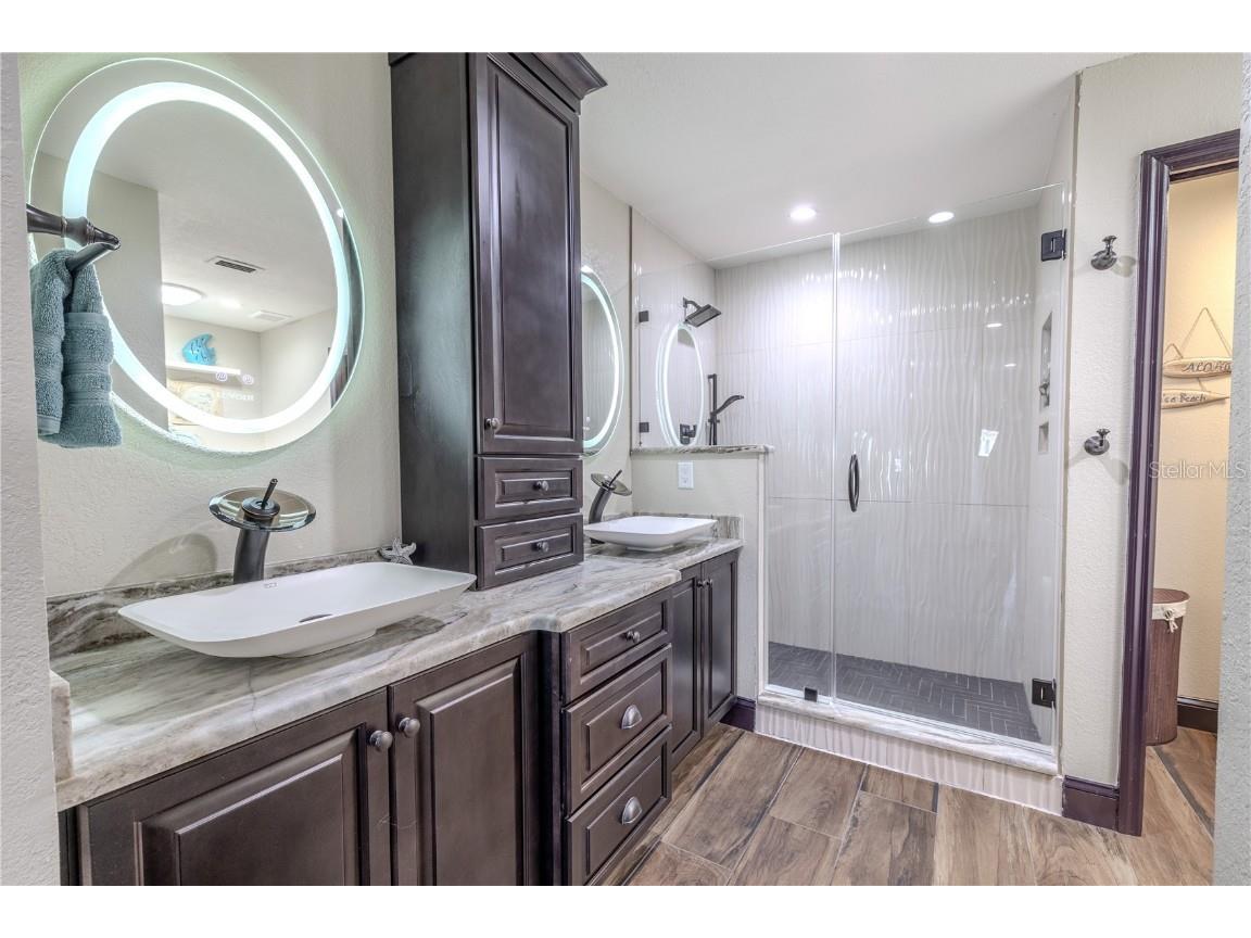 345 Boca Ciega Point Boulevard Saint Petersburg FL 33708 TB8432997 image6