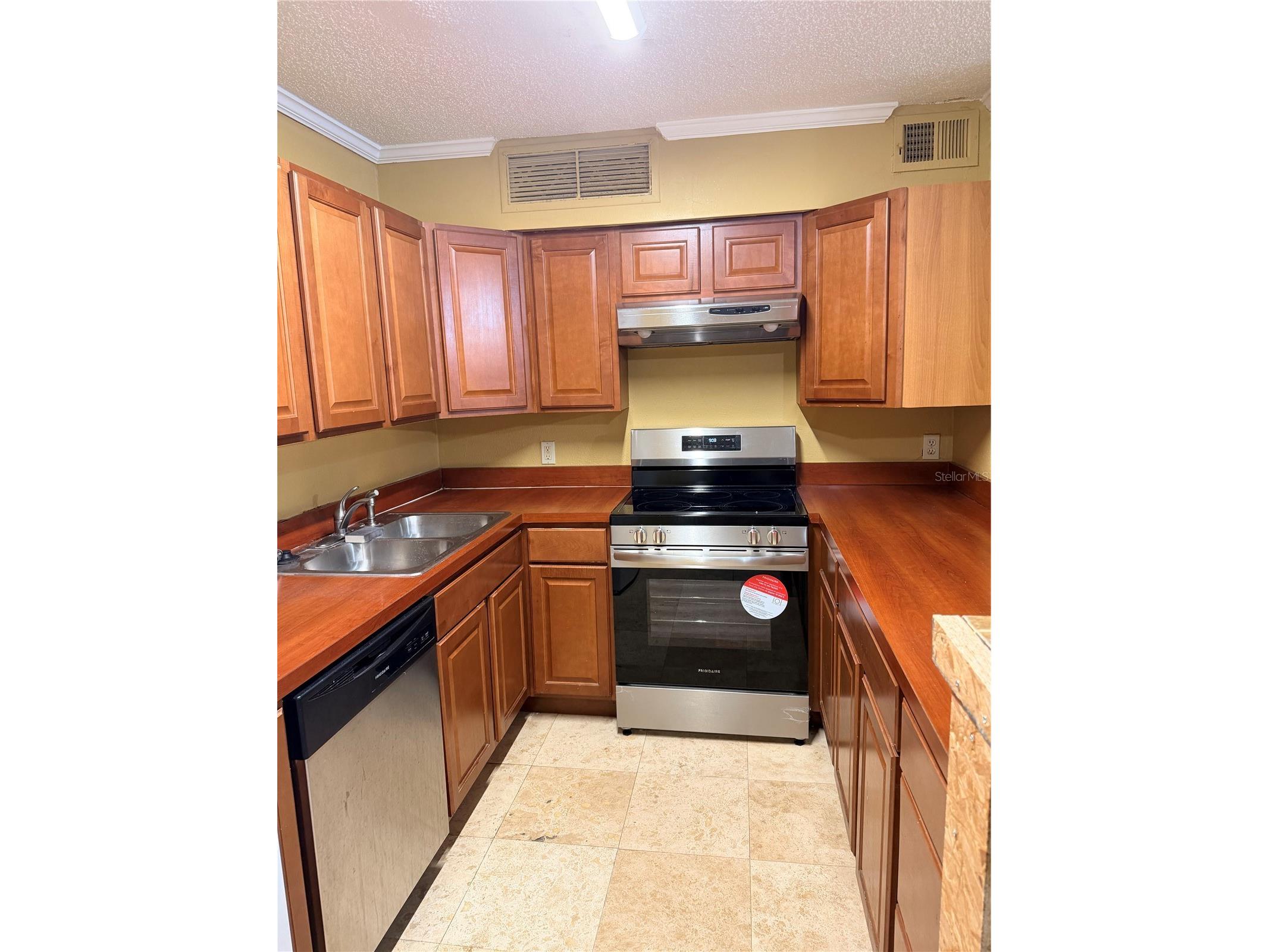 345 Forestway Circle #107 Altamonte Springs FL 32701 V4950049 image4