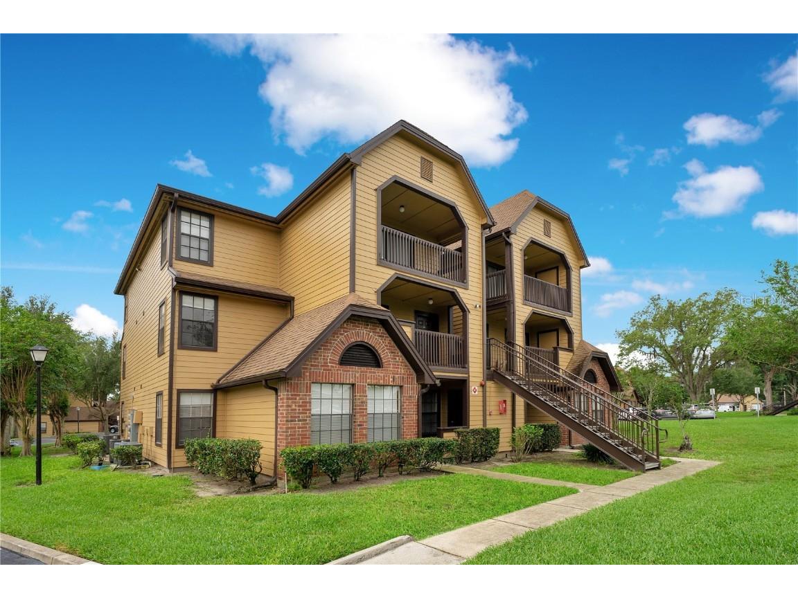 345 Forestway Circle #202 Altamonte Springs FL 32701 O6163584 image1