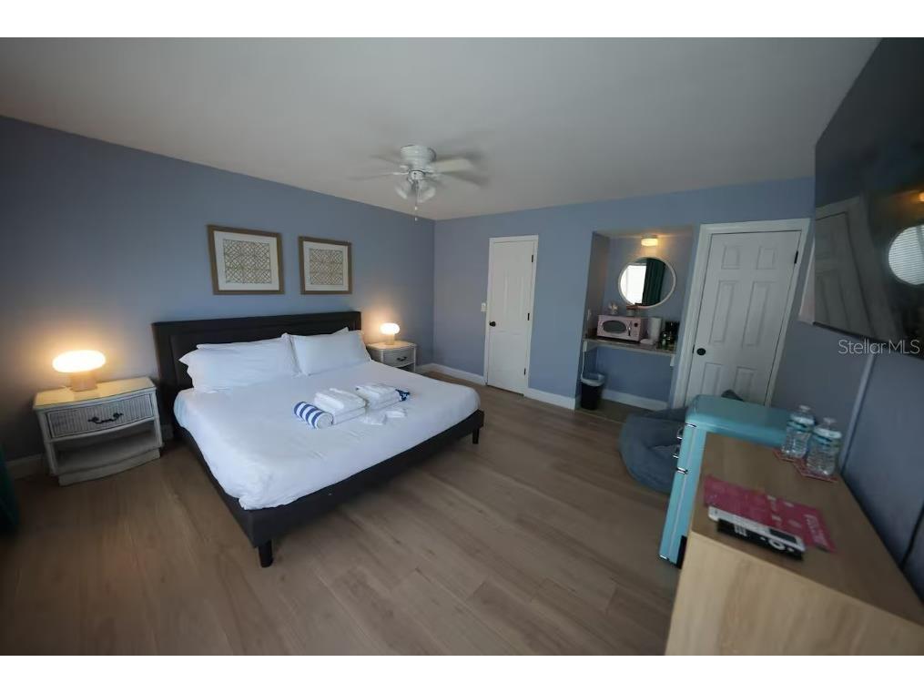 345 Hamden Drive Clearwater Beach FL 33767 TB8363784 image4