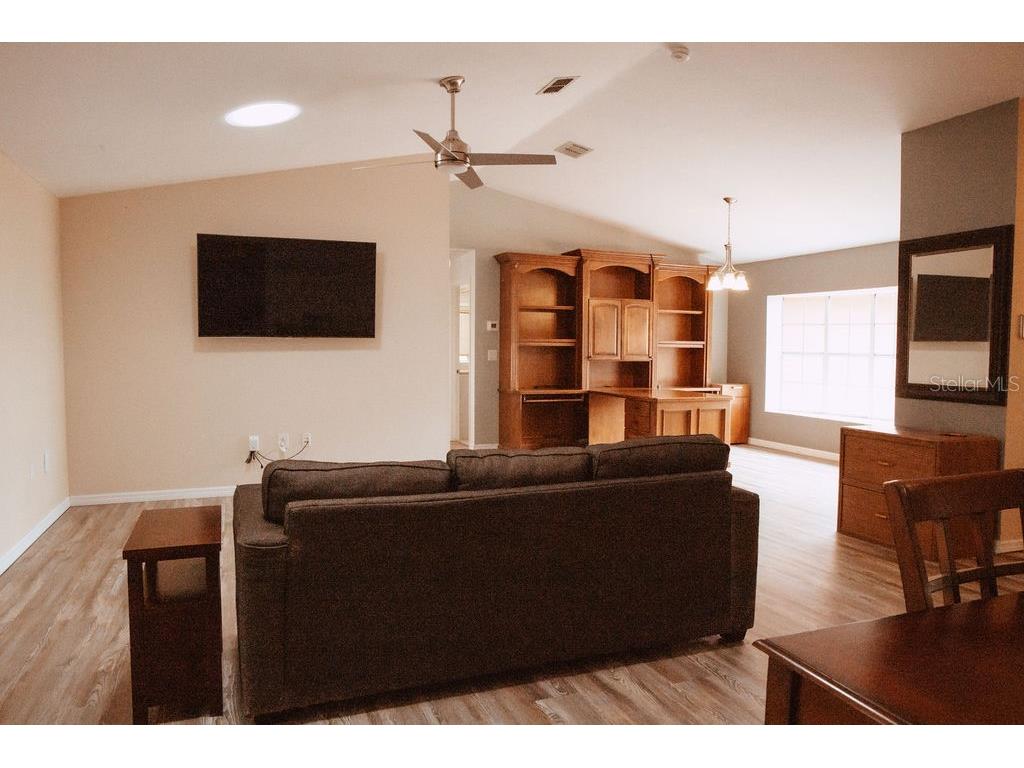 345 Hampshire Avenue Spring Hill FL 34606 TB8514590 image7