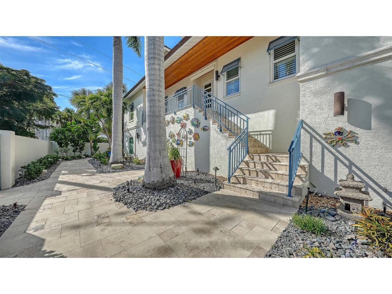 345 Madison Drive Sarasota FL 34236 A4675129 image3