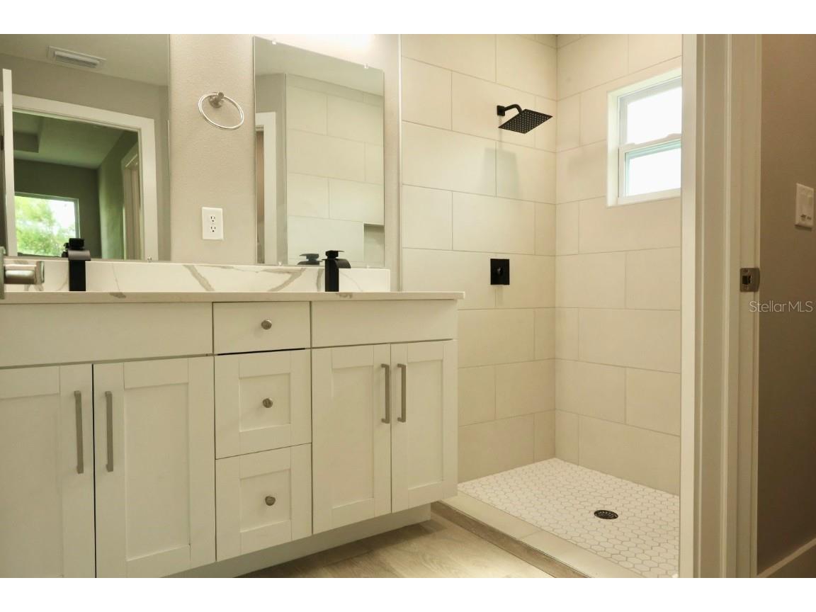 345 Malauka Loop Ocklawaha FL 32179 O6338775 image18