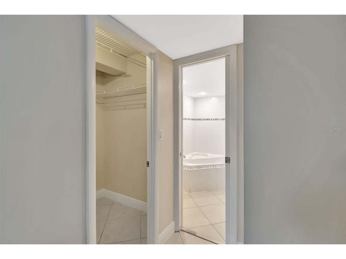 345 Ocean Drive #305 Miami Beach FL 33139 O6316585 image12