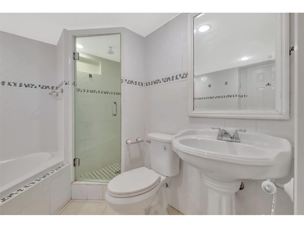 345 Ocean Drive #305 Miami Beach FL 33139 O6316585 image14