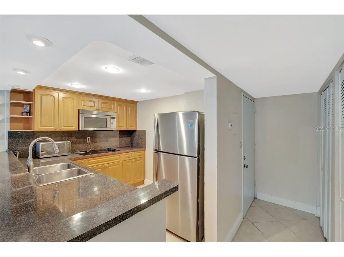 345 Ocean Drive #305 Miami Beach FL 33139 O6316585 image5