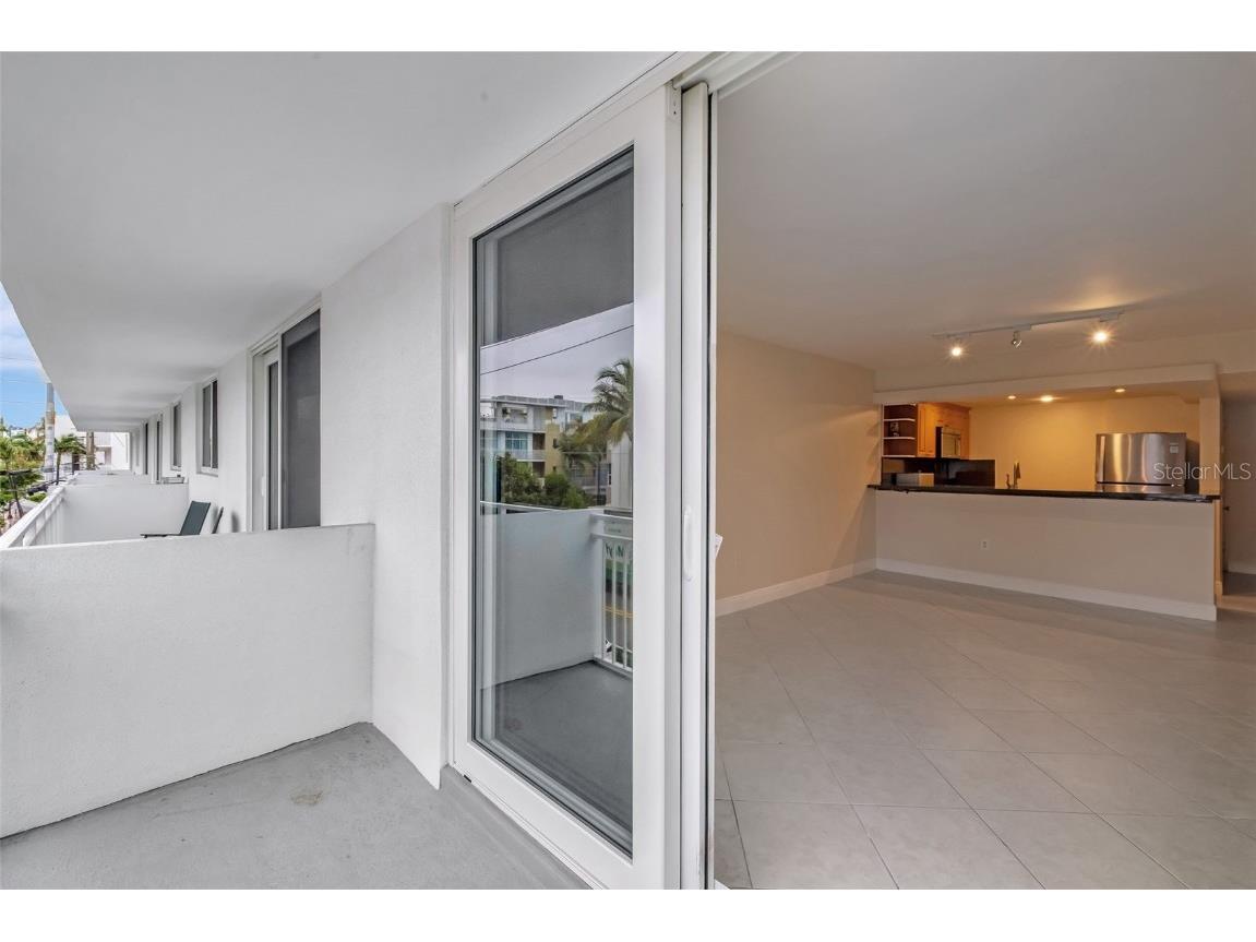 345 Ocean Drive #305 Miami Beach FL 33139 O6316585 image7