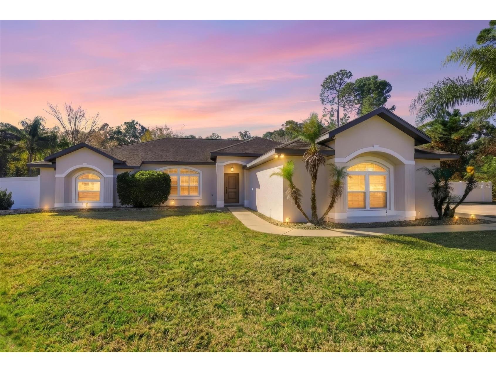 345 Ruth Jennings Drive Debary FL 32713 V4947026 image1