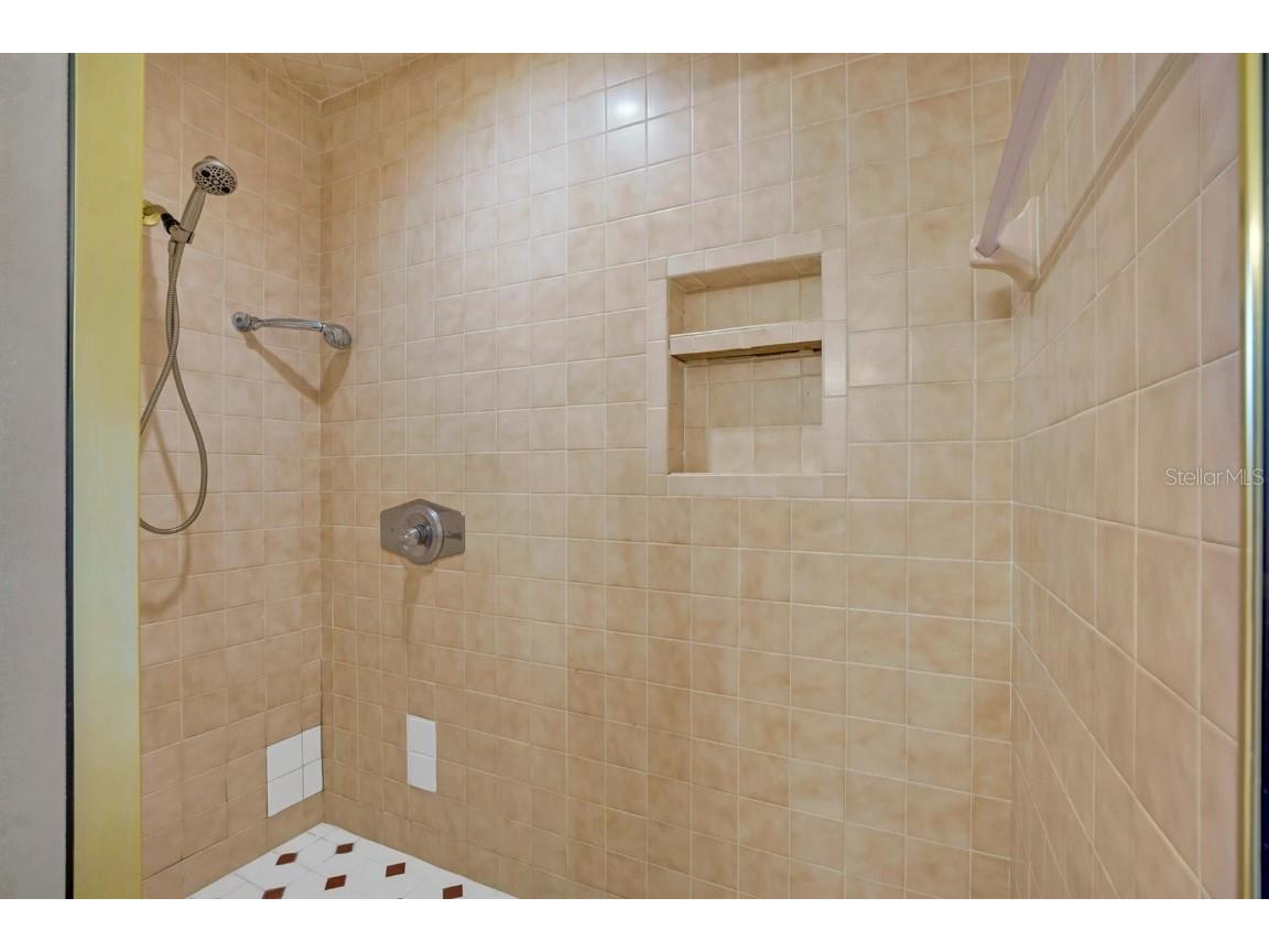 345 S Lake Florence Drive Winter Haven FL 33884 P4936271 image42