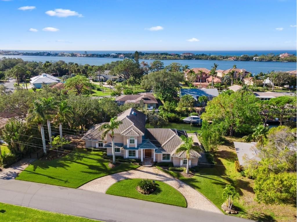 345 S Shore Drive Osprey FL 34229 - INTERCOASTAL WATERWAY A4556189 image1