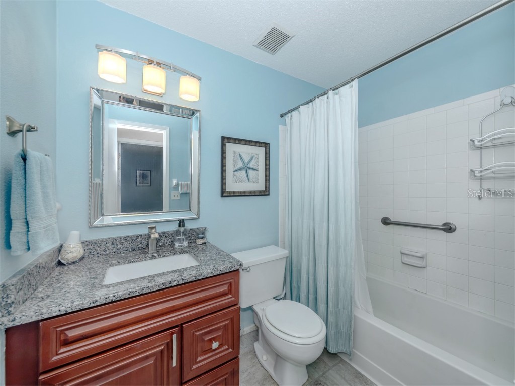 345 Three Lakes Lane #B Venice FL 34285 A4660812 image24