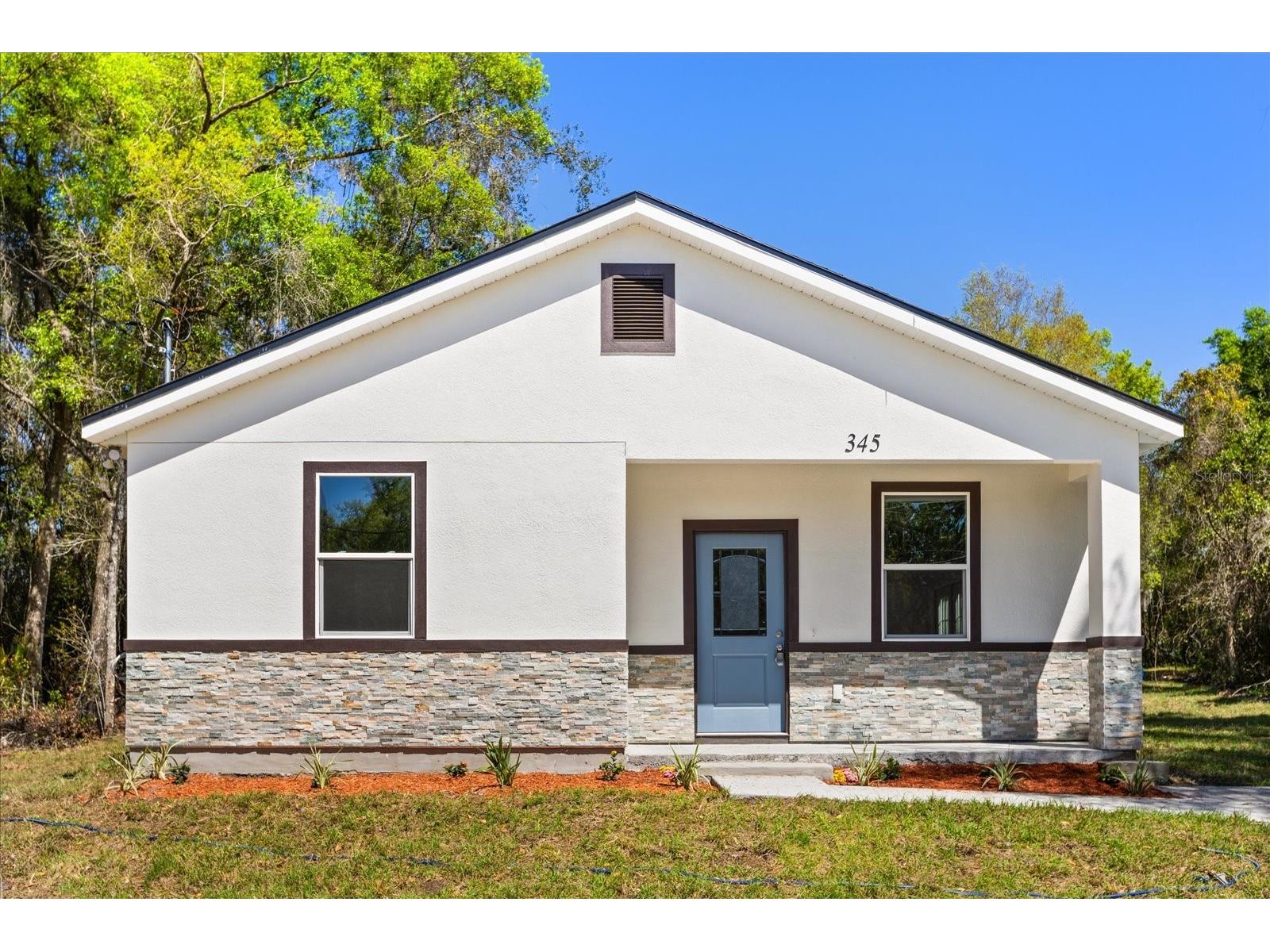 345 W Plymouth Avenue Deland FL 32720 O6392208 image1