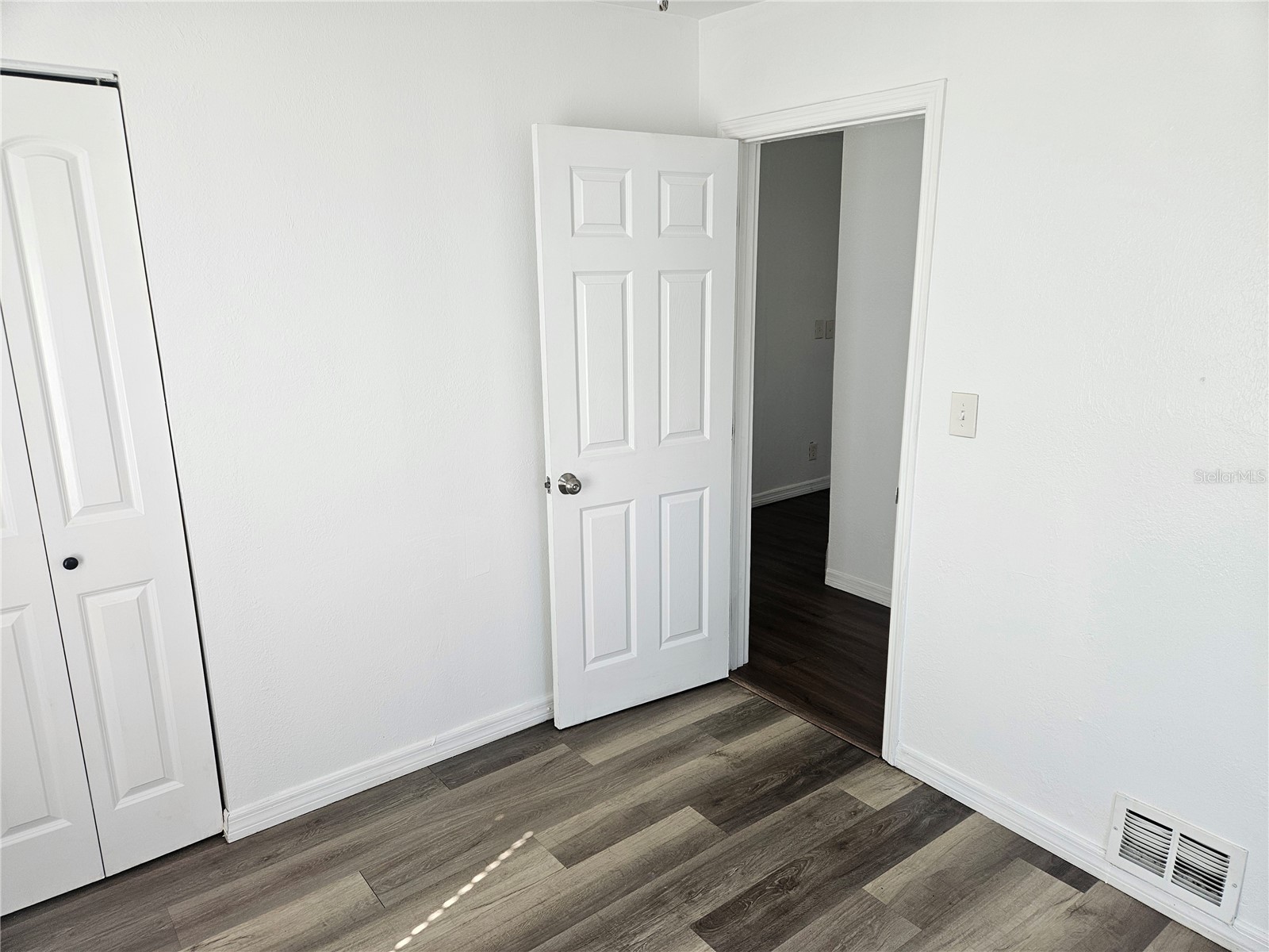 3450 17th Avenue S Saint Petersburg FL 33711 TB8468234 image7
