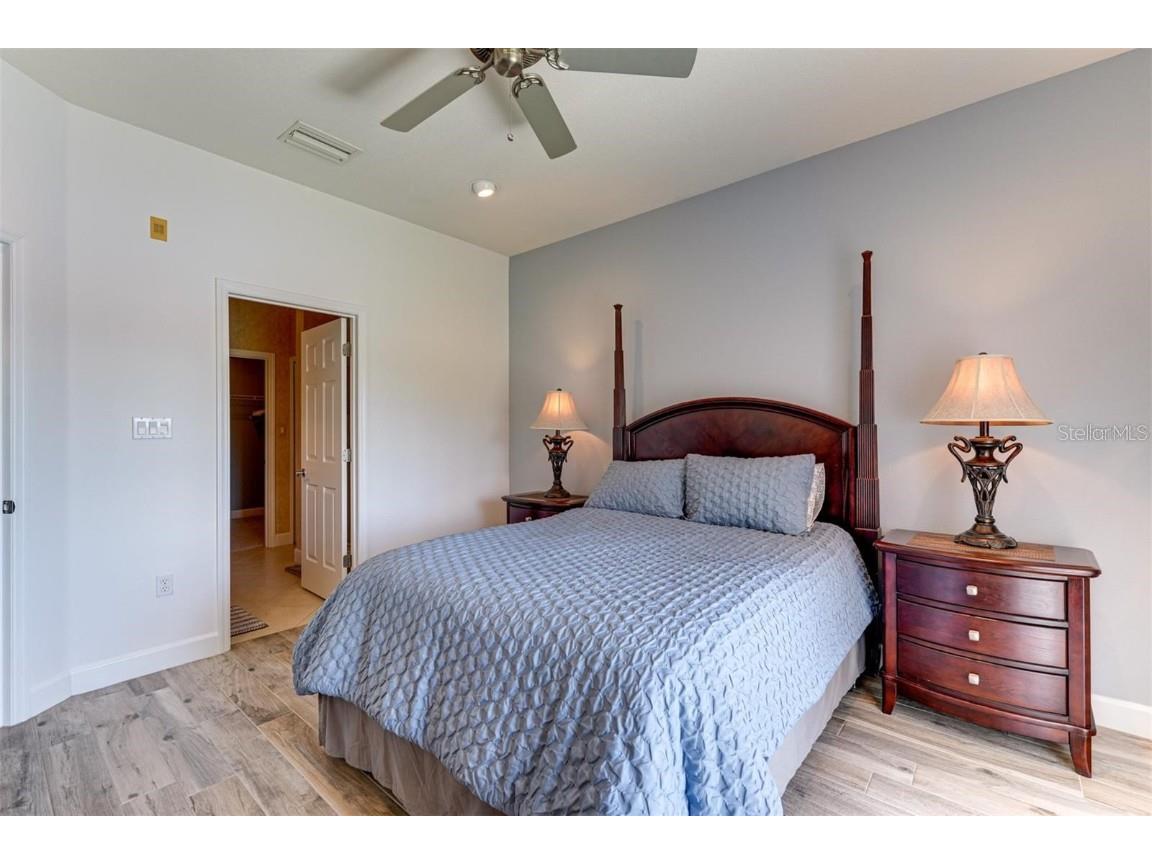 3450 Parkridge Circle #204 Sarasota FL 34243 A4675127 image14