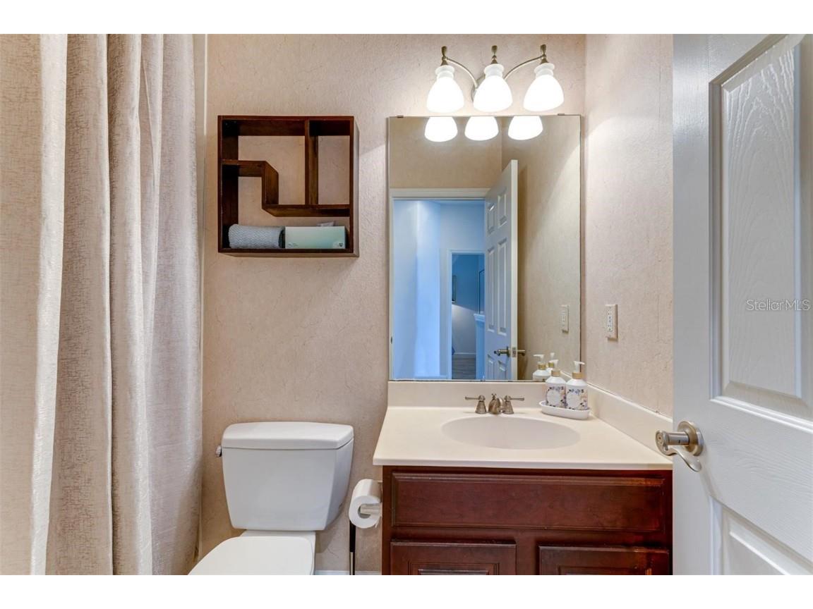 3450 Parkridge Circle #204 Sarasota FL 34243 A4675127 image19