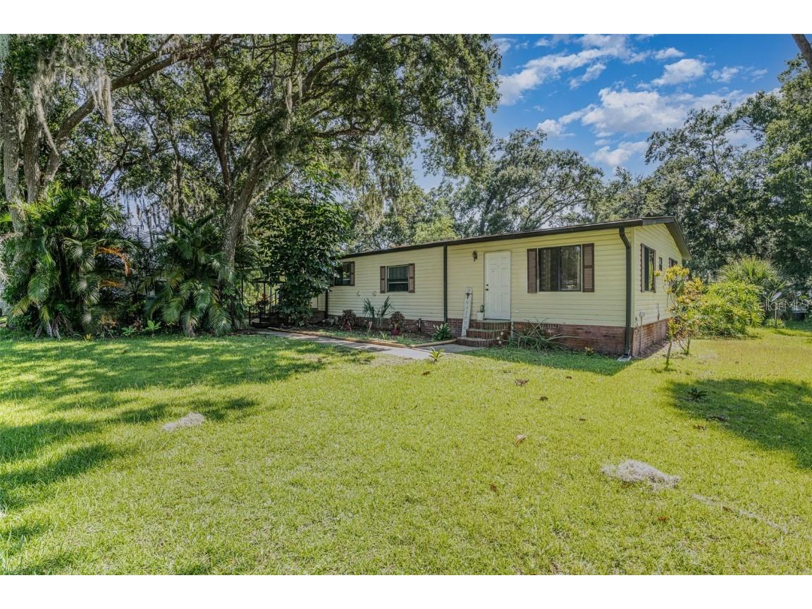 3450 Tracy Court Mims FL 32754 V4931272 image1