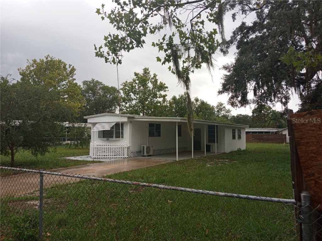 34503 Laralack Avenue Leesburg FL 34788 O6121558 image1