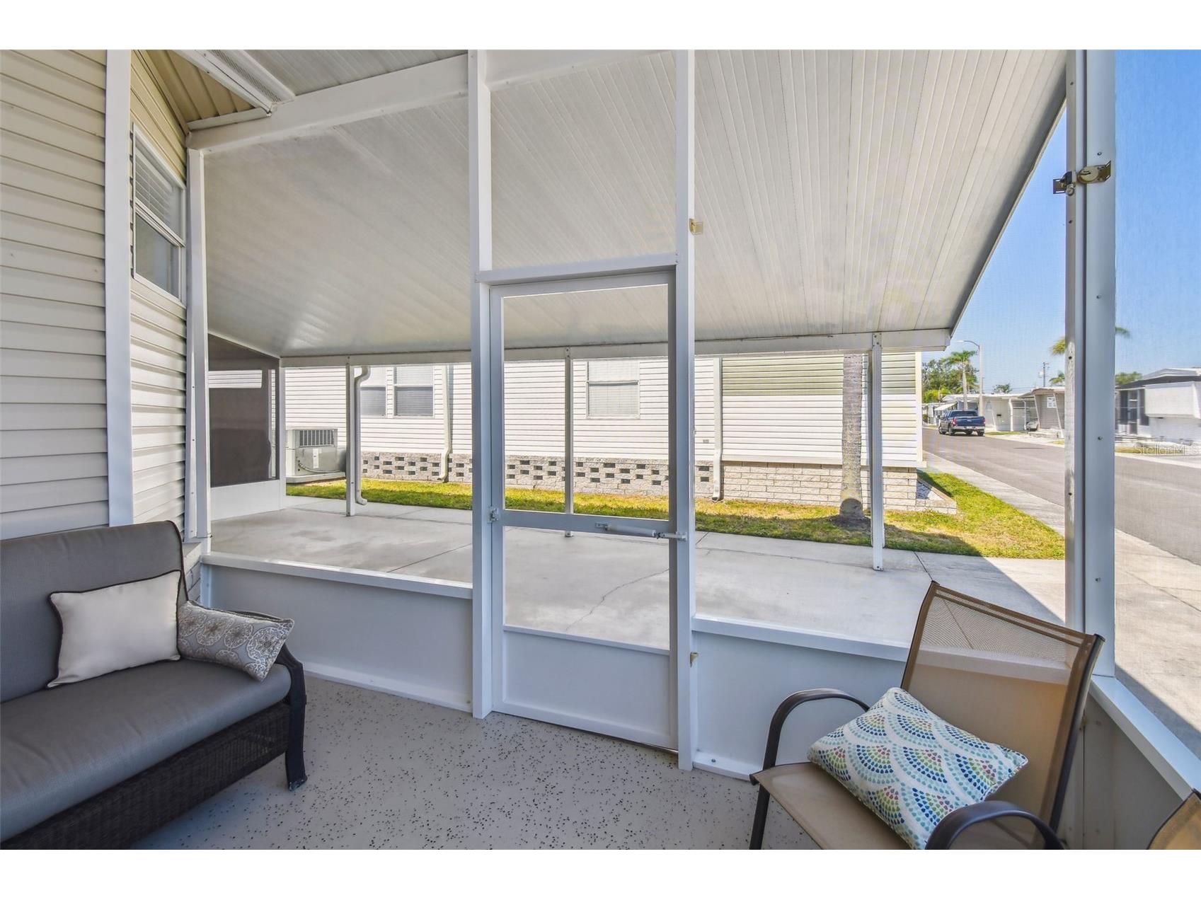 34504 Rose Drive N Pinellas Park FL 33781 TB8483111 image35