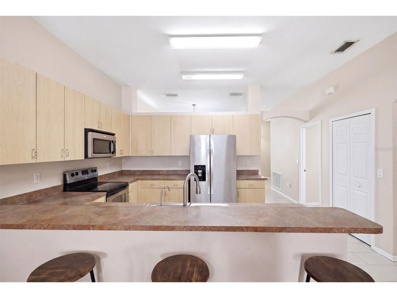 34507 Smart Drive Zephyrhills FL 33541 W7886217 image8