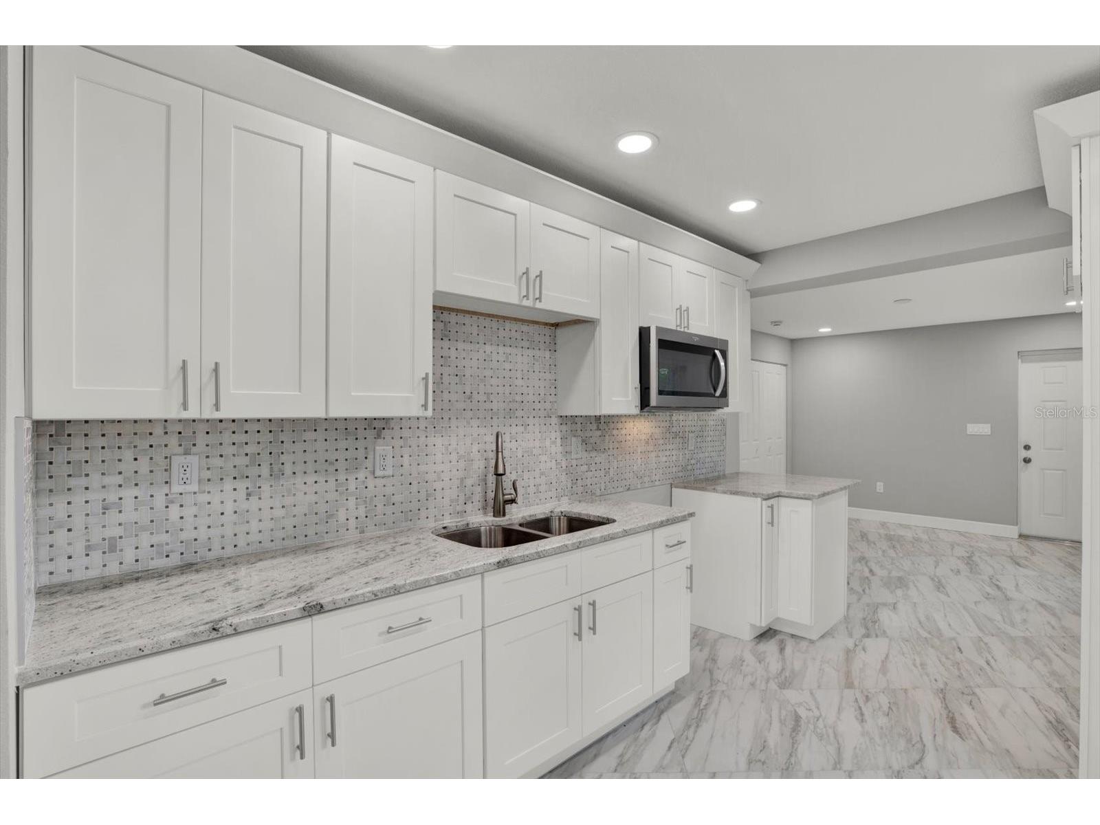 3451 20th Avenue S Saint Petersburg FL 33711 TB8516316 image6