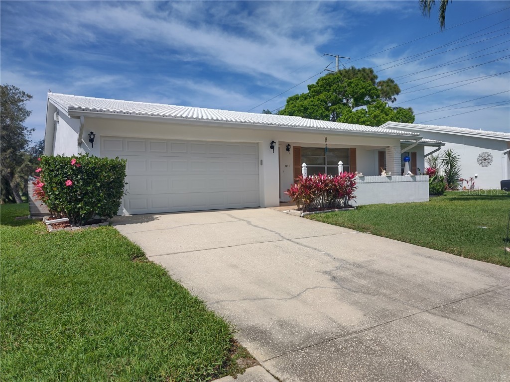 3451 Mainlands Boulevard S Pinellas Park FL 33782 U8234547 image1