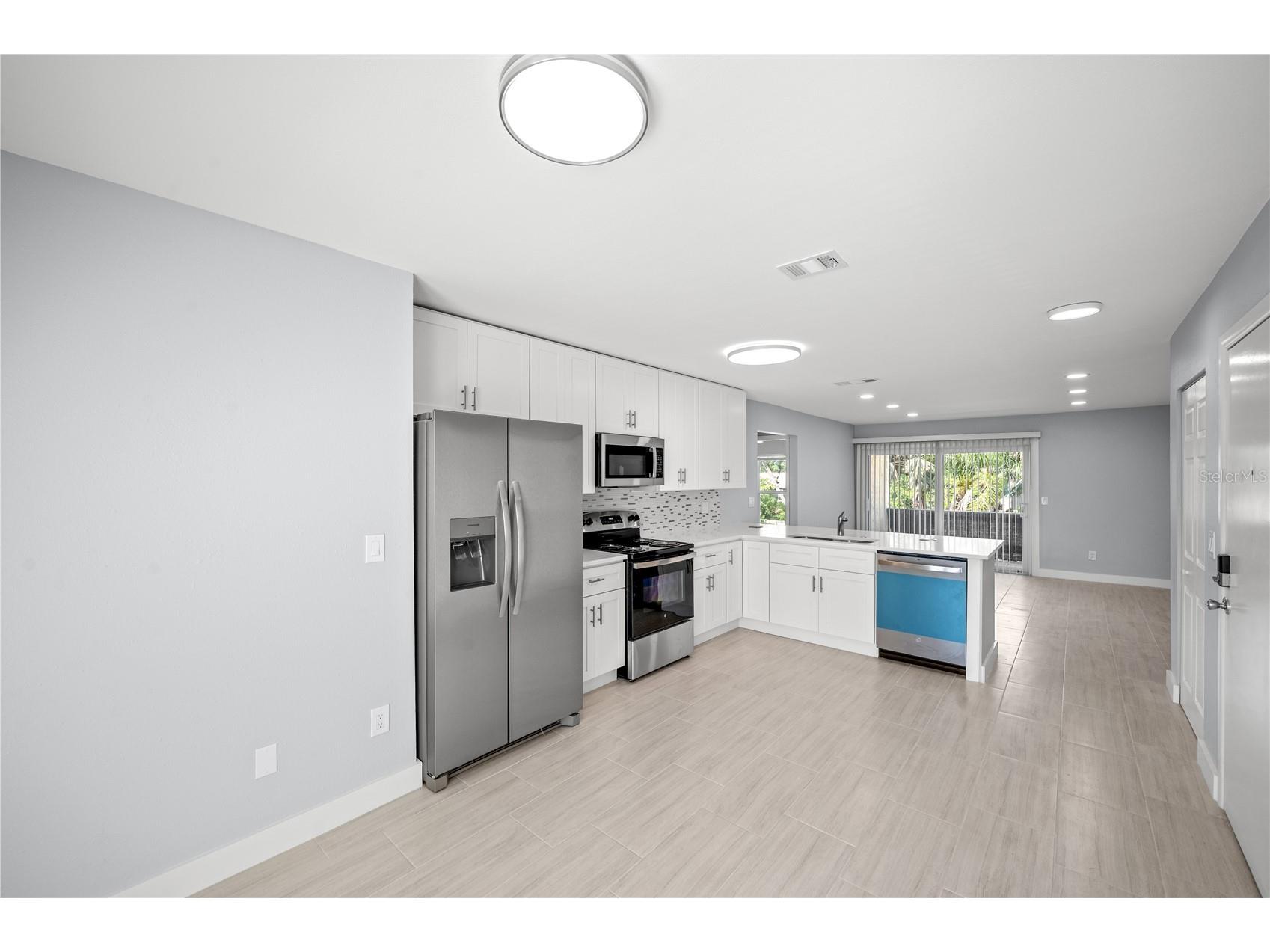 3453 Clark Road #251 Sarasota FL 34231 A4689171 image3